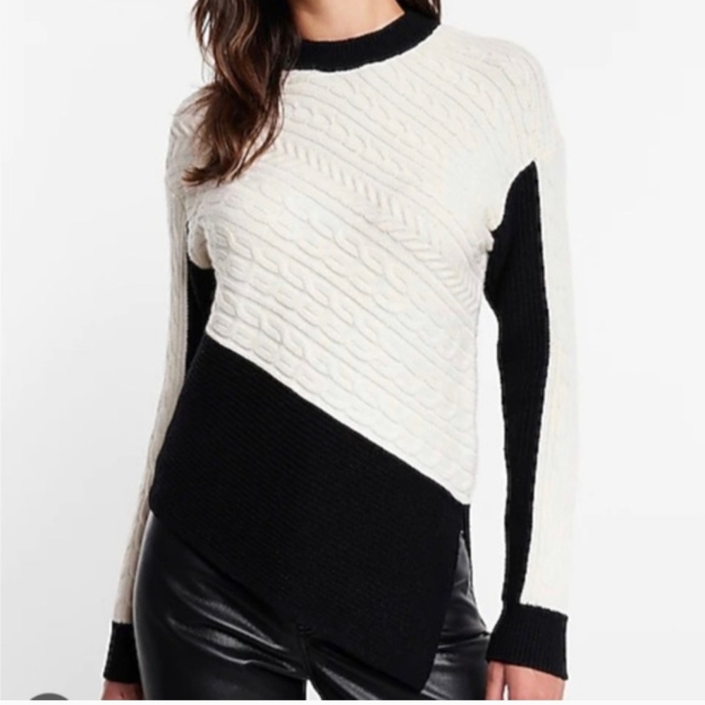 Express Women's Black and White Cable Knit Sweater